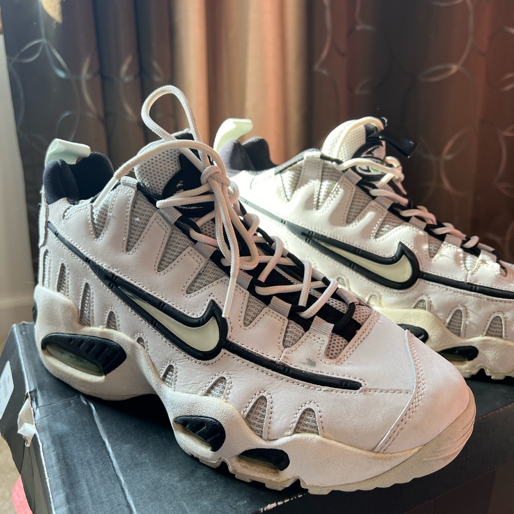 Nike Air size 8